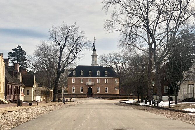 private-tour-of-colonial-williamsburg-sir-christopher-wren-bldg