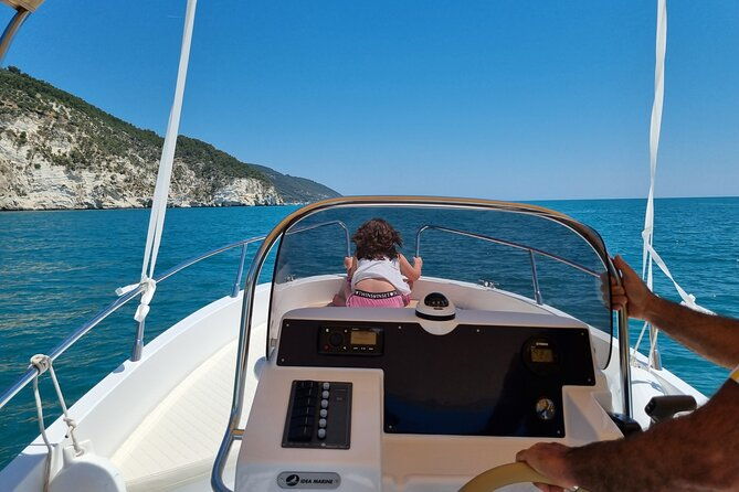 private-tour-of-the-coast-and-caves-up-to-zagare