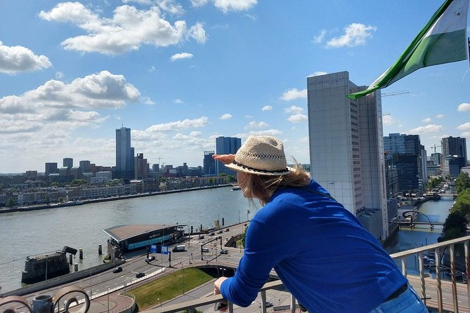 private-tour-rotterdam-highlights-water-taxi-and-rooftop-view