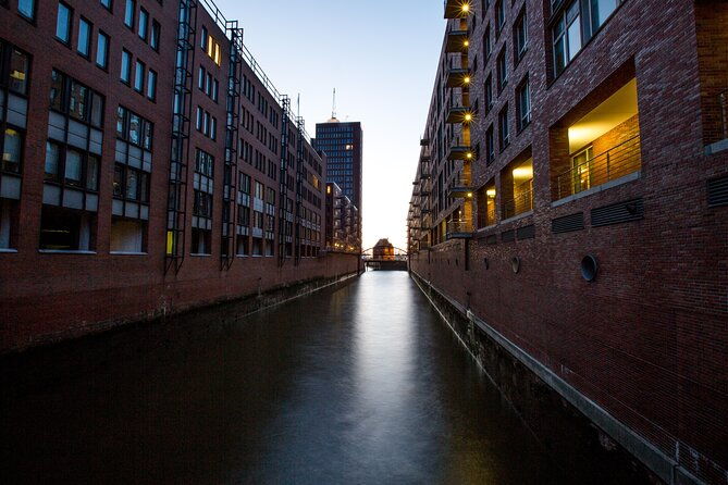 private-tour-speicherstadt-and-hafencity-walking-tour-in-hamburg