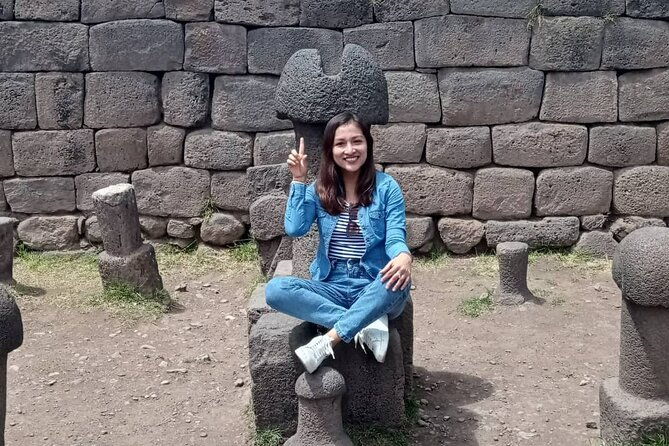 private-tour-to-aramu-muru-portal-from-puno