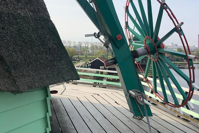 private-tour-to-giethoorn-the-windmills-cheese-from-amsterdam