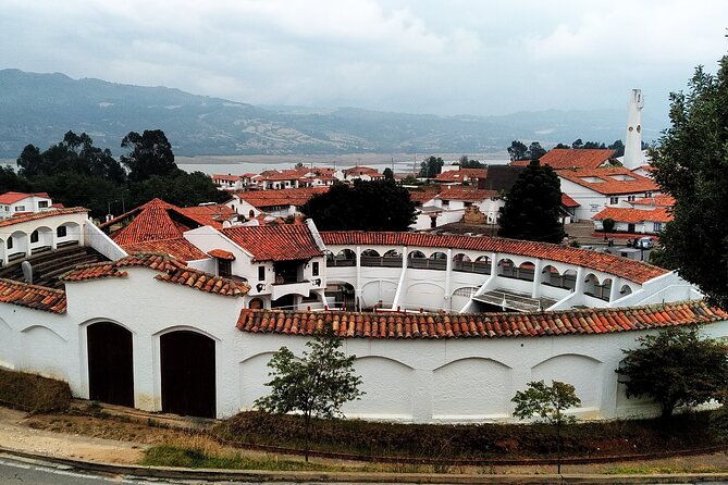 private-tour-to-guatavita-sacred-lagoon-nemocon-salt-mine
