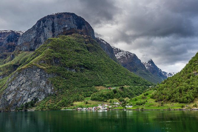 private-tour-to-sognefjord-and-flam-from-bergen-24-hr-refundable