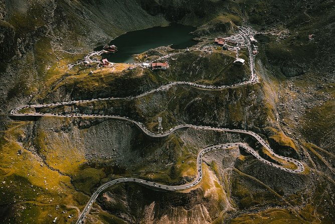private-transfagarasanbalea-lake