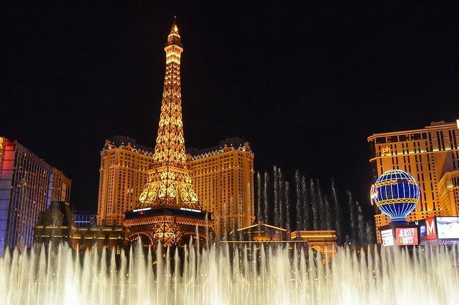 private-transfer-las-vegas-to-las-airport-by-luxury-suv-or-limousine-up-to-8-p