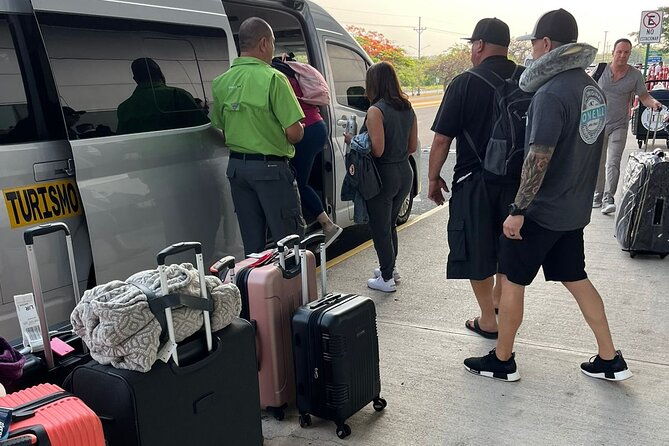private-transfer-liberia-airport-to-arenal-hotels