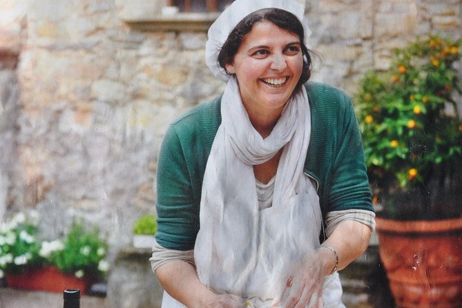 private-tuscan-italian-cooking-class-cheese-tasting-with-ilaria