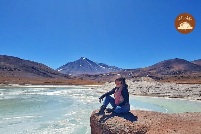 red-stones-and-altiplanic-lagoons