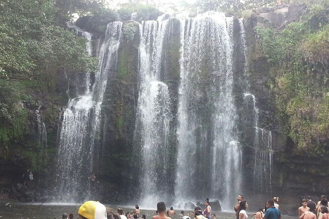 rio-celeste-waterfall-hiking-llanos-del-cortes-waterfall-sloth-observatory