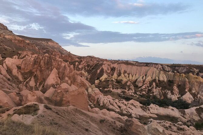 rose-valley-sunset-hiking-in-cappadocia