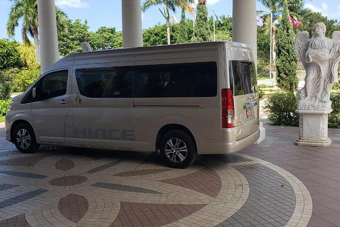 runaway-bay-hotels-transfers-between-montego-bay-airport