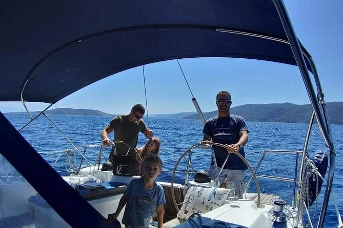 sailboat-tour-to-the-islands