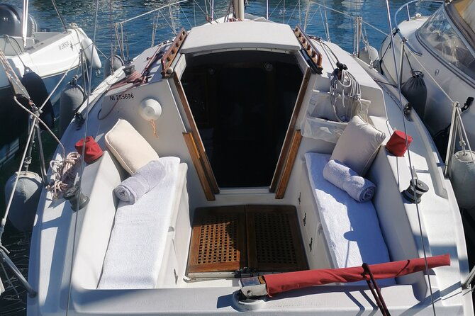 sailing-excursion-provencal-picnic