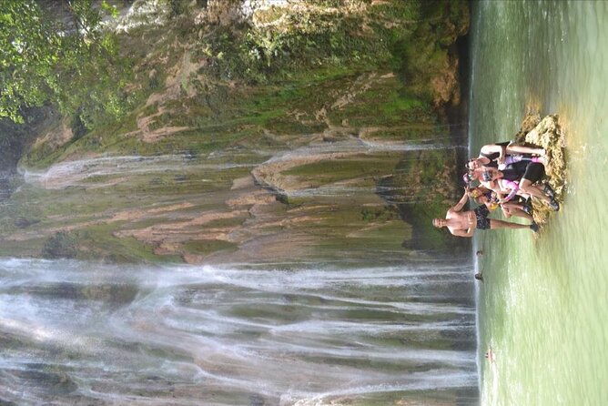 samana-bay-bacardi-island-and-limon-waterfall