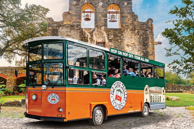 san-antonio-hop-on-hop-off-trolley-tour