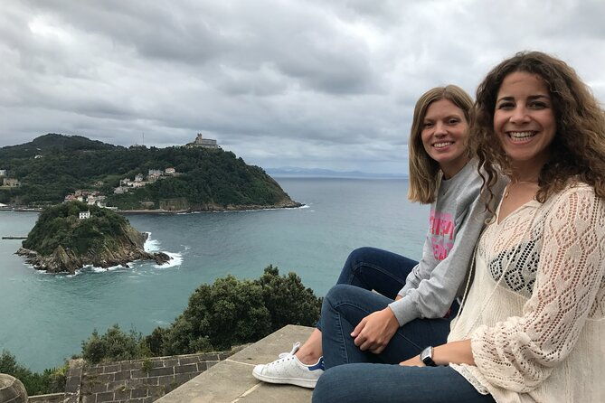 san-sebastian-private-tour-pintxos-winery-visit-from-bilbao-4