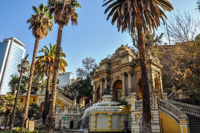 santiago-city-experience-walking-tour-market-visit-lunch-coffee-included