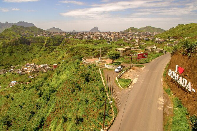 santiago-island-experience