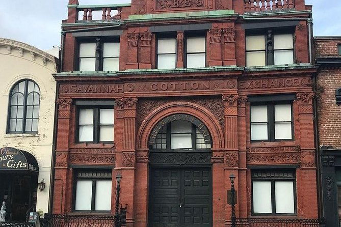 savannah-stroll-guided-sightseeing-history-walking-tour-of-savannah