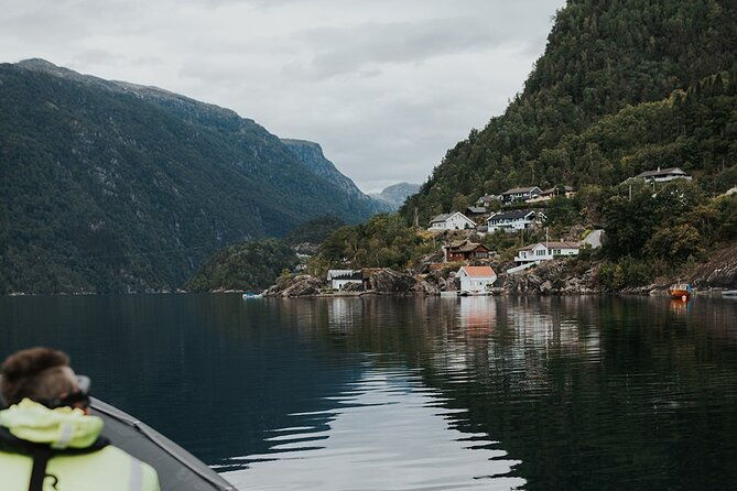 scenic-hardangerfjord-fyksesund-rib-adventure-from-norheimsund-2
