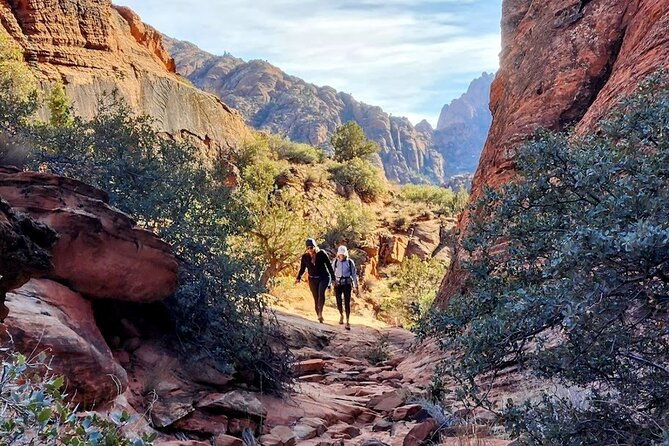 secret-petroglyphs-hike-adventure