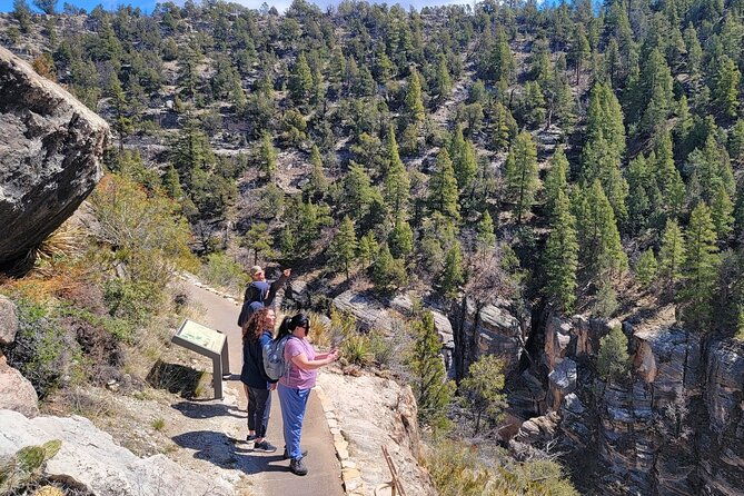 sedona-to-petrified-forest-painted-desert-adventure-private-tour-2