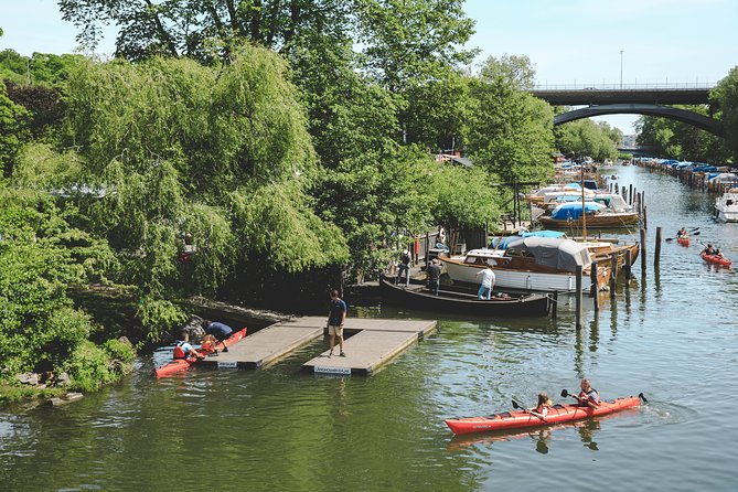 self-guided-kayak-adventure-in-central-stockholm-one-man-kayak
