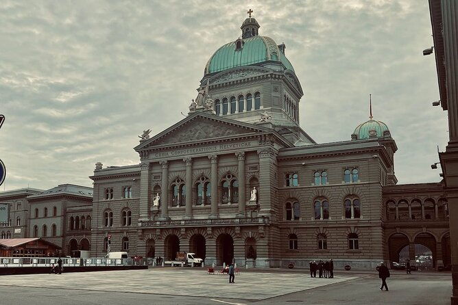 self-guided-tour-of-berns-fountains-clocktowers-and-legends