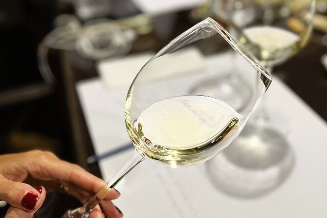 sensory-tasting-to-discover-wine-with-the-5-senses