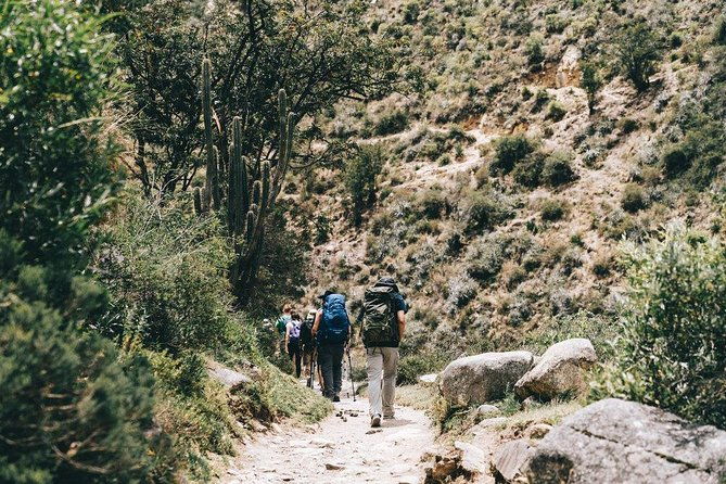 short-inca-trail-to-machu-picchu-2-days-1-night