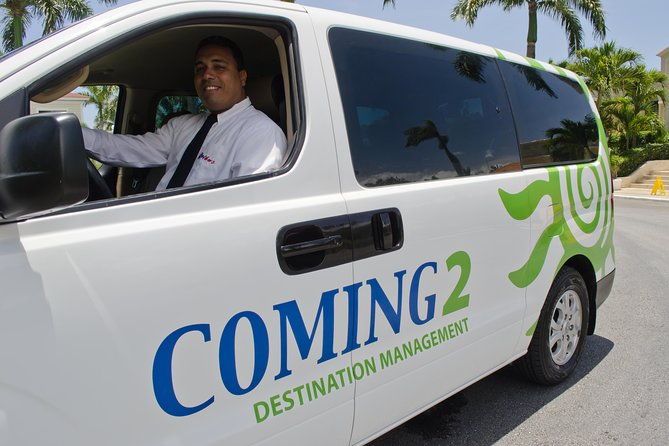 shuttle-transfer-punta-cana-airport-uvero-alto