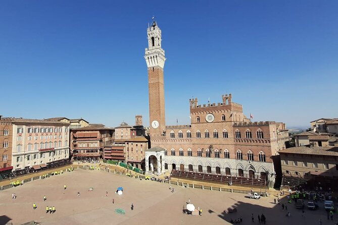 siena-tour-and-exclusive-window-on-piazza-del-campo