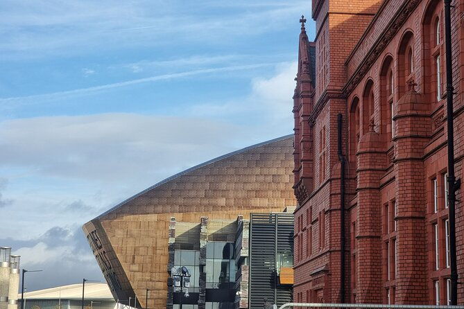 sightseeing-tour-cardiff-bay-and-vale-of-glamorgan-full-day-driver-guided