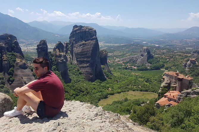 single-day-rail-trip-from-thessaloniki-to-meteora