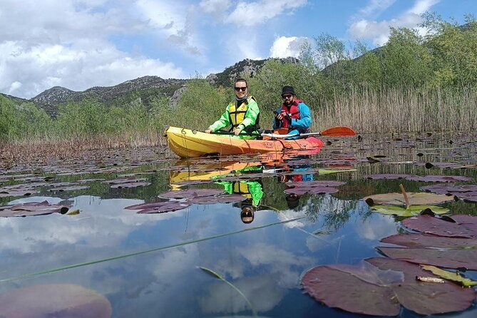 skadar-lake-on-kayaks-experience-with-spectacular-views