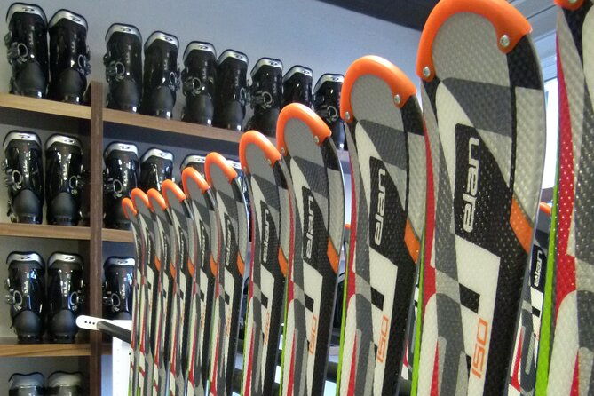 ski-and-snowboard-equipment-rental-in-bansko-2
