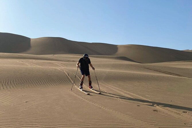 skiing-on-sand-and-off-road-in-lima-national-park-lomas-de-ancon