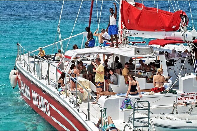 skip-the-line-catamaran-party-cruise-and-snorkeling