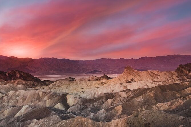 small-group-one-day-tour-death-valley-national-park-and-rhyolite-ghost-town