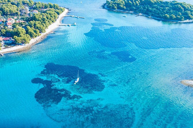 speedboat-blue-lagoon-3-islands-tour-from-trogir