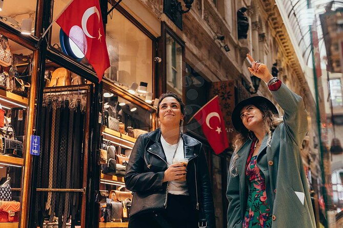street-food-wine-pairing-kadikoy-evening-tour