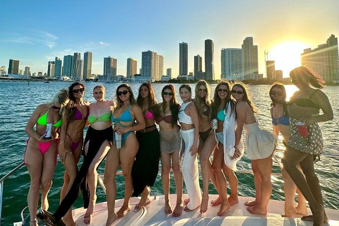 sunset-and-night-cruise-of-the-miami-bay-skyline-on-a-yacht