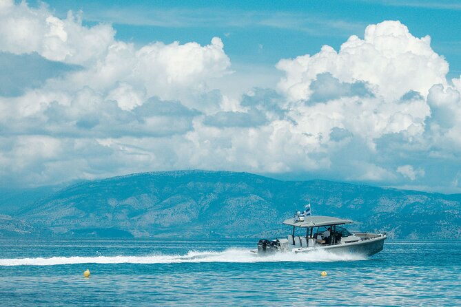 sunset-cruise-on-luxury-speed-boat