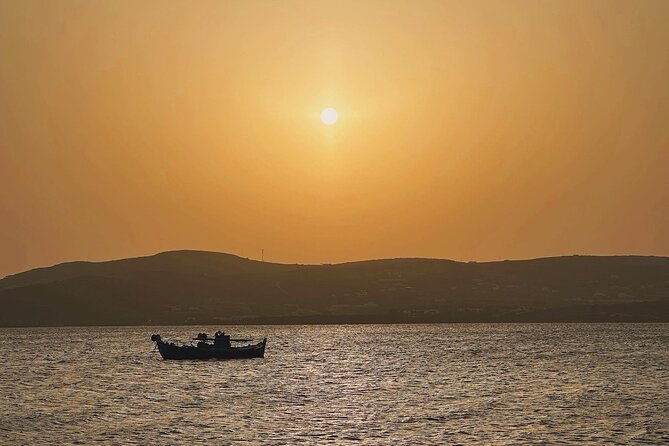 sunset-tour-around-antiparos-private-boat-tour