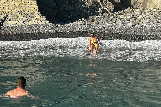 swimenjoy-5-terre-on-the-pink-hyena-with-captain-jenny-2