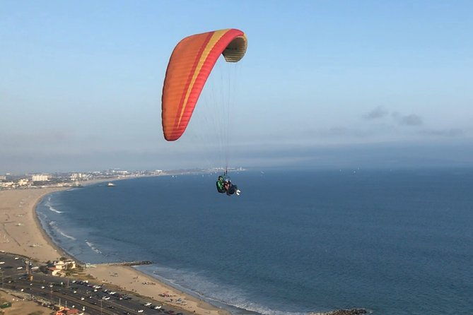 tandem-paragliding-flight-with-instructor-in-malibu