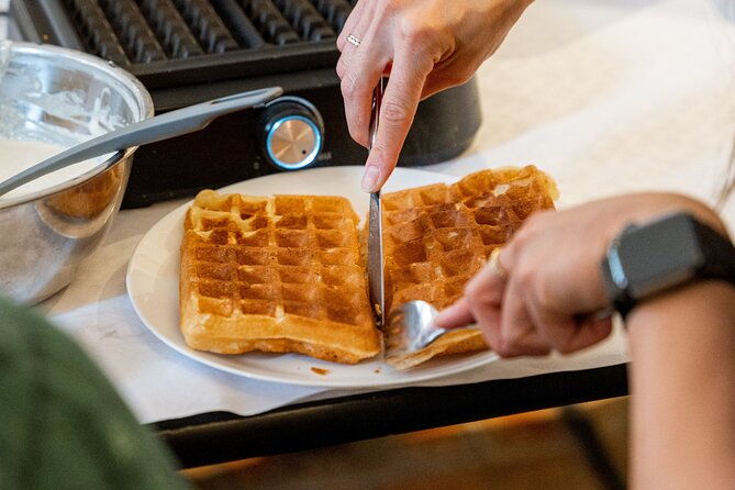 the-waffles-n-coffee-breakfast-in-bruges-centre-2