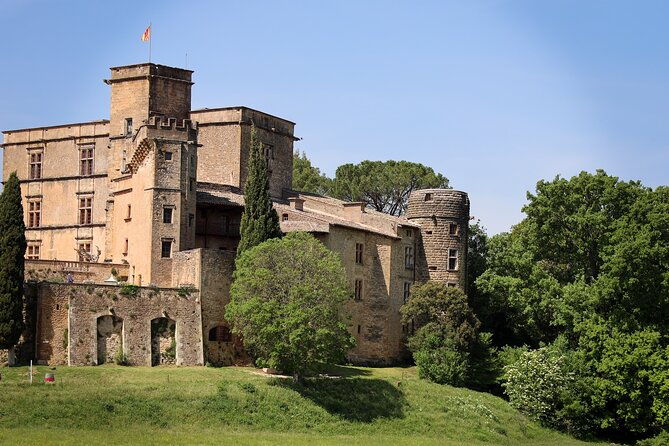the-wines-of-the-luberon-the-chateau-de-lourmarin-bastide-du-laval-olive-oil