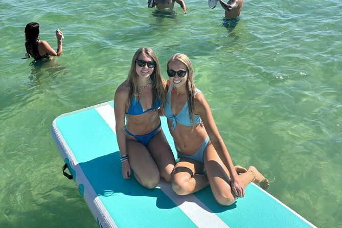 top-shelf-tikis-3hr-crab-island-sandbar-adventure